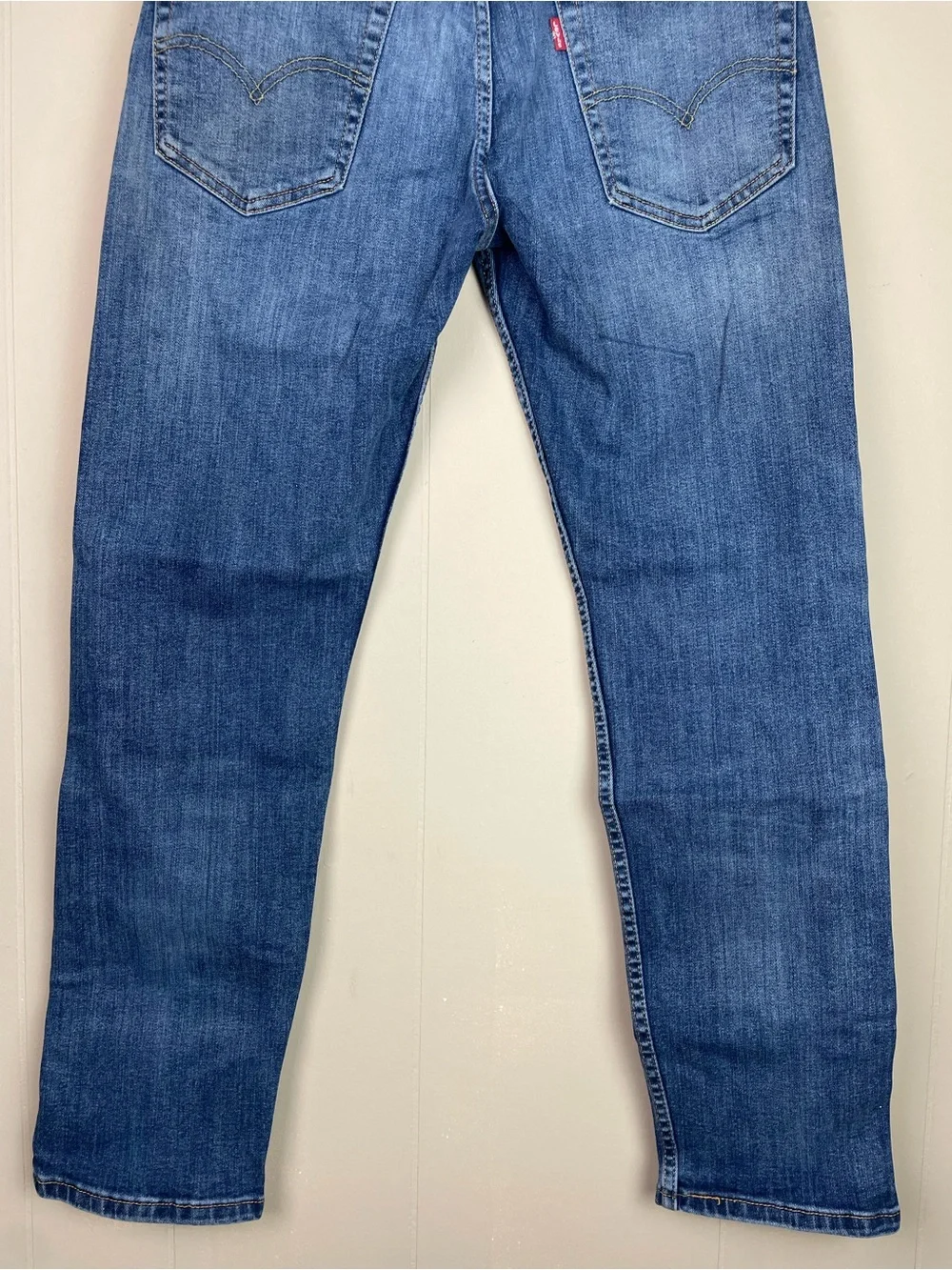 Levi’s 502 Tapered Fit Jeans Men’s Size W30/L30
